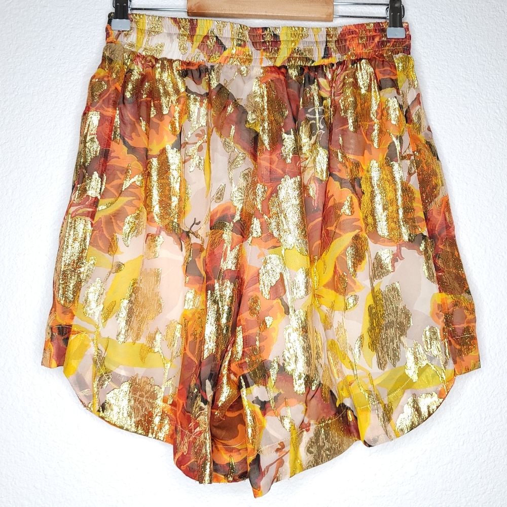 Topshop Metallic Jacquard Shorts - Picture 5 of 7